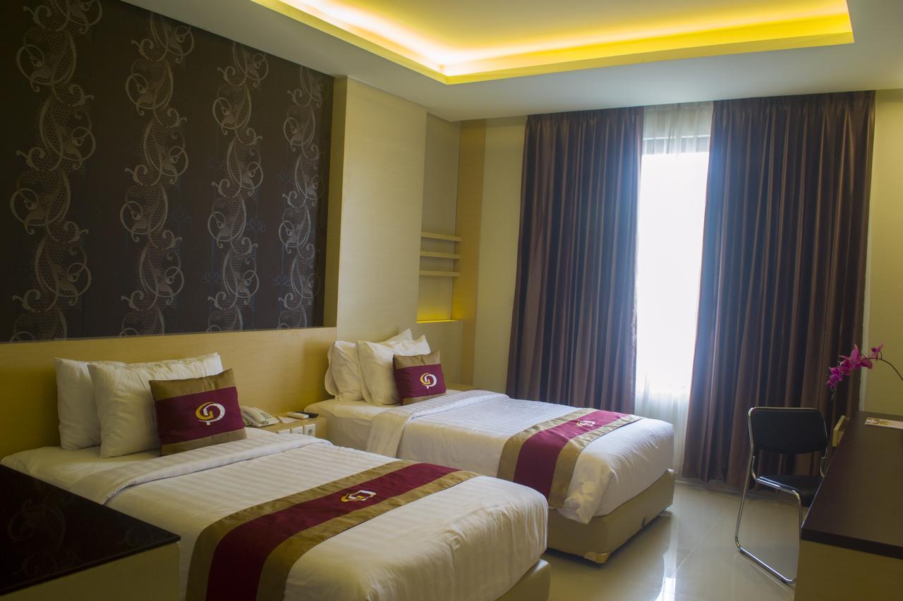 Grand Parama Hotel Tanjung Redep Екстер'єр фото